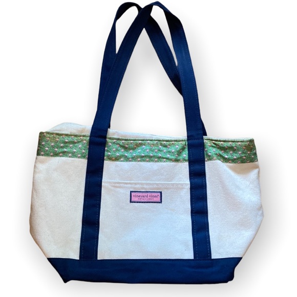 Vineyard Vines Tote Bag - Green & Pink Flamingos - Picture 1 of 14